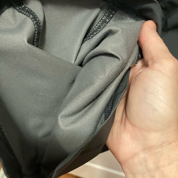 Lululemon mens Water and wind resistant pant with side zippers - Picture 6 of 7